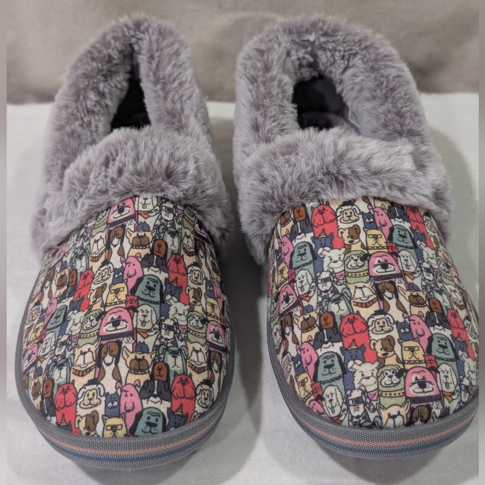 Bobs Slippers Womens Size 9 US Cartoon Dogs Grey Faux Fur Skechers Memory Foam